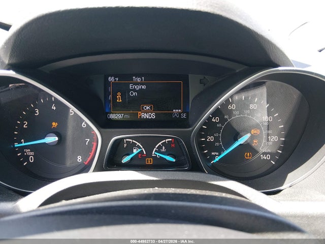 44952733 :رقم المزاد ، 1FMCU9J95HUF01677 vin ، 2017 Ford Escape Titanium مزاد بيع