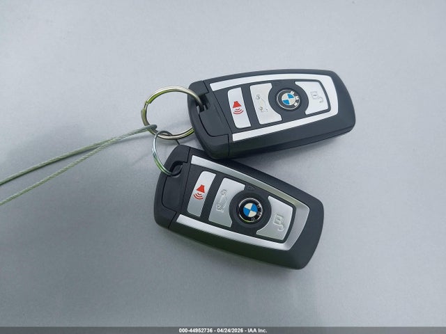2016 Bmw 328i Gran Turismo Xdrive მანქანა იყიდება აუქციონზე, vin: WBA8Z5C55GGS38082, აუქციონის ნომერი: 44952736