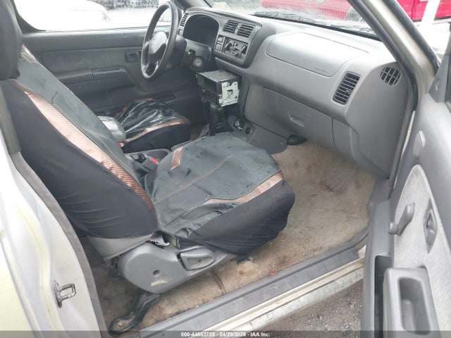 44952735 :رقم المزاد ، 1N6ED26Y0XC337180 vin ، 1999 Nissan Frontier مزاد بيع