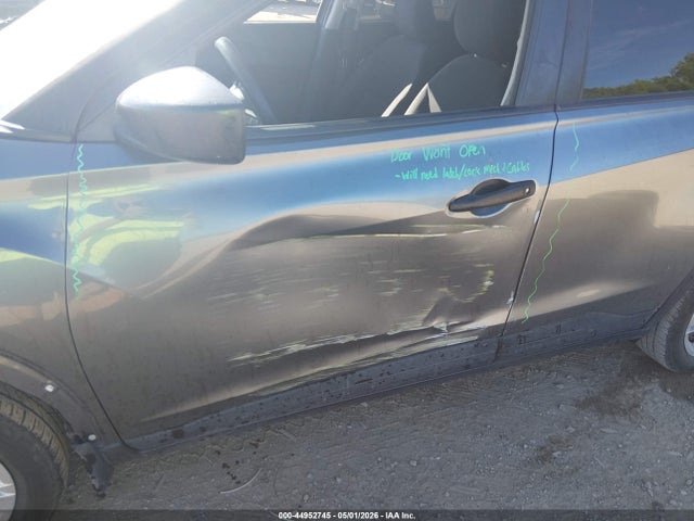 44952745 :رقم المزاد ، 3N1CP5BV4PL469266 vin ، 2023 Nissan Kicks S Xtronic Cvt مزاد بيع