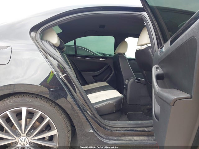 Продаж на аукціоні авто 2015 Volkswagen Jetta 1.8t Sport, vin: 3VWD17AJ1FM410341, номер лоту: 44952759