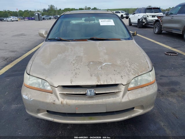 Продажа на аукционе авто 2000 Honda Accord 3.0 Ex, vin: 1HGCG1656YA040740, номер лота: 44952801