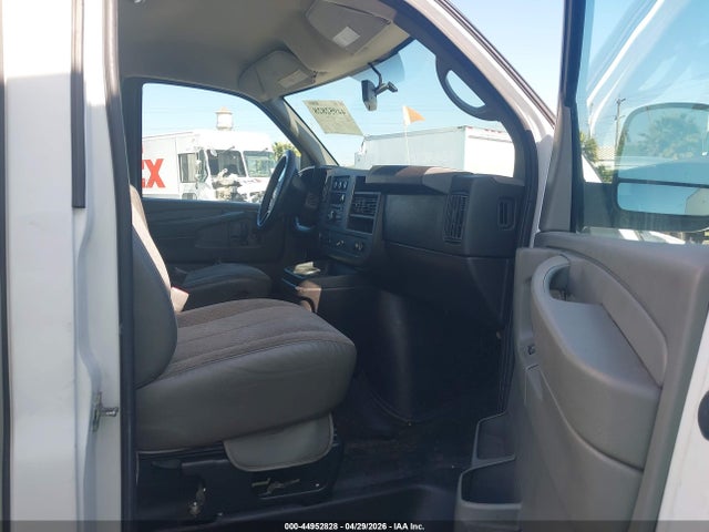 Продажа на аукционе авто 2013 Chevrolet Express Cutaway 3500, vin: 1GB0G2CG2D1176102, номер лота: 44952828