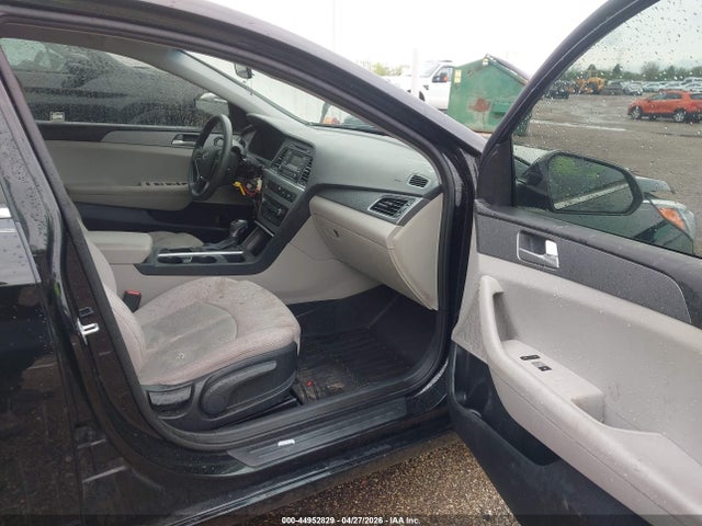 Aukcja sprzedaży 2015 Hyundai Sonata Se, vin: 5NPE24AF9FH093235, numer aukcji: 44952829