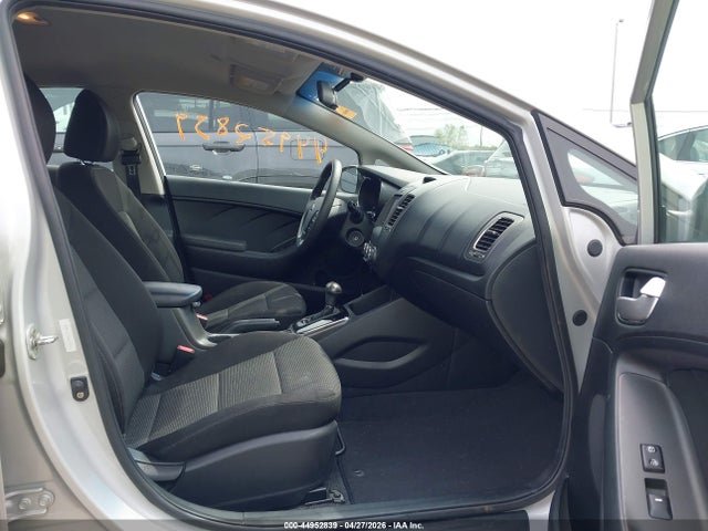 Auction sale of the 2017 Kia Forte Lx, vin: 3KPFK4A70HE115935, lot number: 44952839