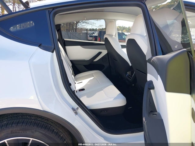 2026 Tesla Model Y მანქანა იყიდება აუქციონზე, vin: 7SAYGDEE7TA448512, აუქციონის ნომერი: 44952911