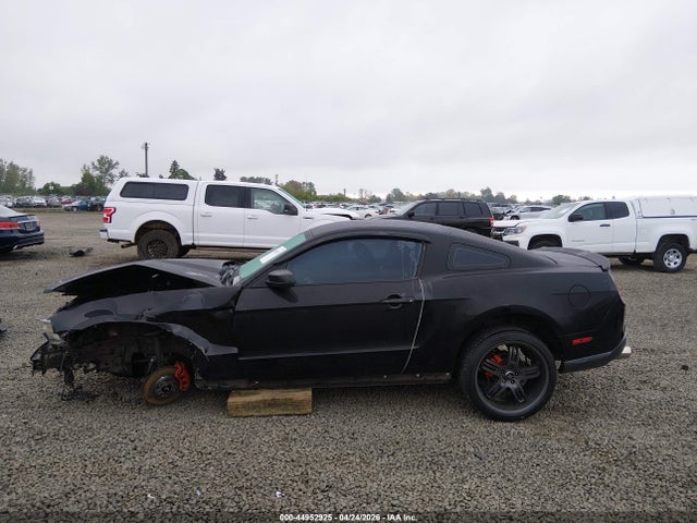 44952925 :رقم المزاد ، 1ZVBP8AM0B5169653 vin ، 2011 Ford Mustang V6 مزاد بيع
