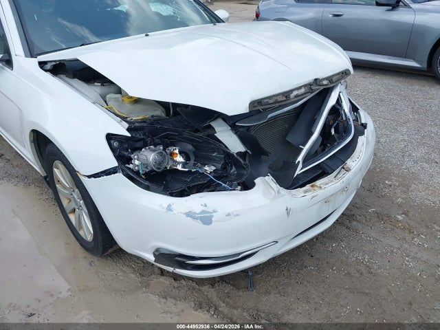 Aukcja sprzedaży 2013 Chrysler 200 Touring, vin: 1C3CCBBB5DN601612, numer aukcji: 44952936