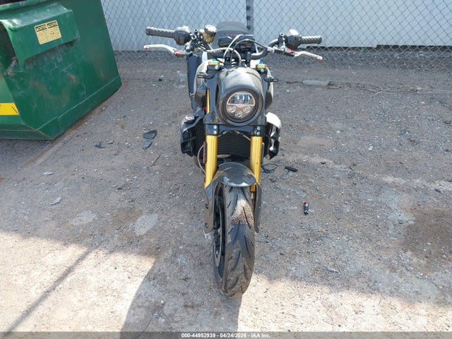 56KRZR25XN3007161 INDIAN MOTORCYCLE CO. Ftr R Carbon