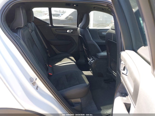 YV4ED3UR5N2713036 Volvo Xc40 Recharge Pure Electric P8 Twin Plus