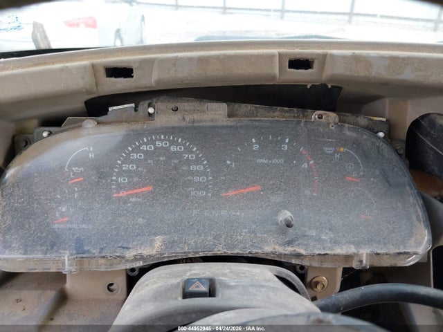 44952945 :رقم المزاد ، 1FTWW33F92EC25484 vin ، 2002 Ford F-350 Lariat/xl/xlt مزاد بيع