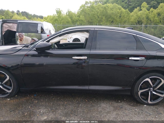 44952951 :رقم المزاد ، 1HGCV1F33JA249279 vin ، 2018 Honda Accord Sport مزاد بيع