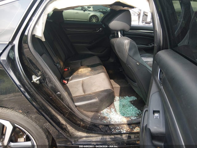 44952951 :رقم المزاد ، 1HGCV1F33JA249279 vin ، 2018 Honda Accord Sport مزاد بيع