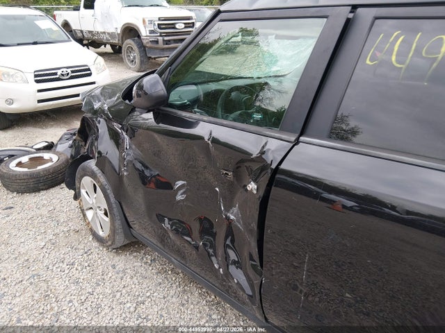 Продажа на аукционе авто 2016 Kia Soul, vin: KNDJN2A23G7829938, номер лота: 44952995
