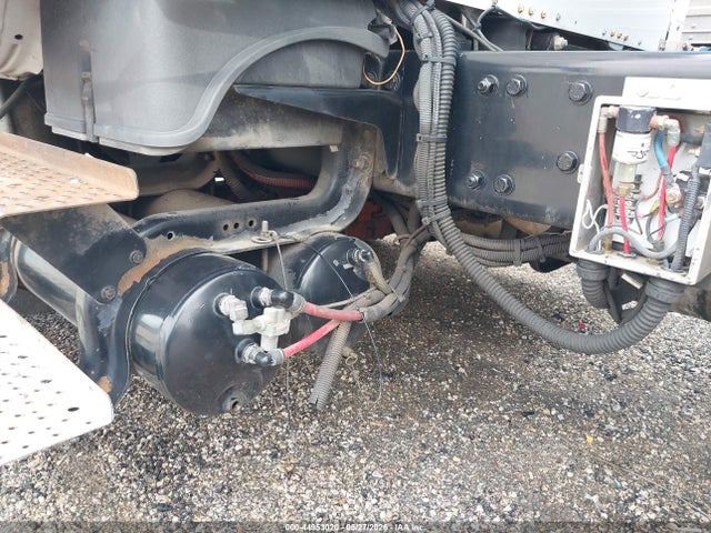 Продаж на аукціоні авто 2007 Freightliner M2 106 Medium Duty, vin: 1FVACXDC07HX80199, номер лоту: 44953020