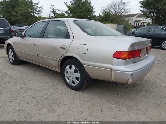 Продажа на аукционе авто 2000 Toyota Camry Le, vin: 4T1BG22K8YU975103, номер лота: 44953029