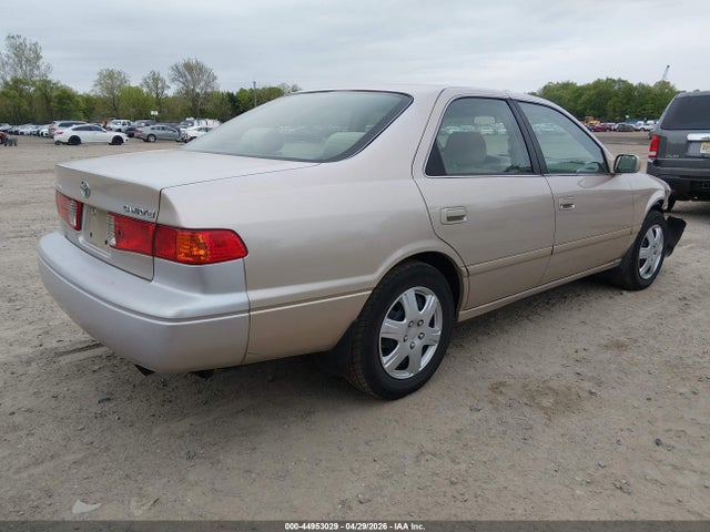 Продажа на аукционе авто 2000 Toyota Camry Le, vin: 4T1BG22K8YU975103, номер лота: 44953029