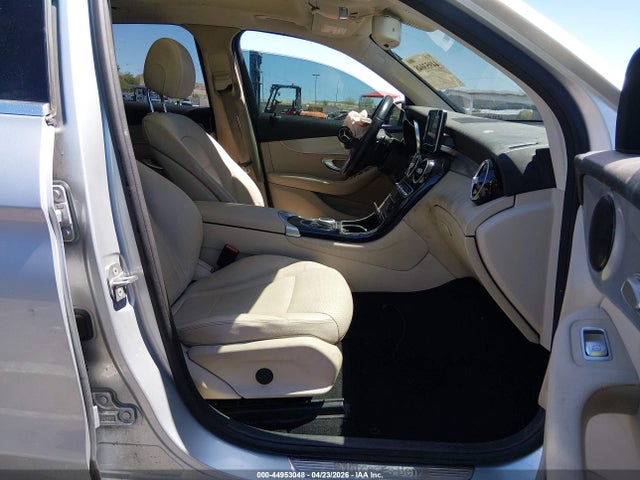 WDC0G4JB3HF138573 Mercedes-Benz GLC 300