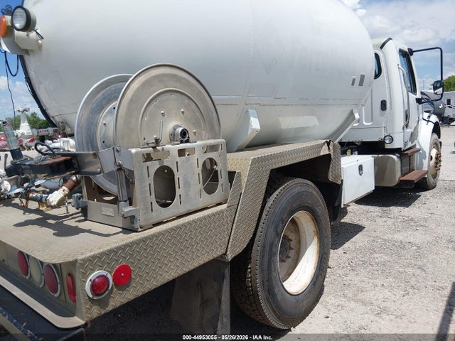 Продаж на аукціоні авто 2007 Freightliner M2 106 Medium Duty, vin: 1FVACXDC97HX80198, номер лоту: 44953055