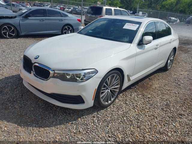 2019 Bmw 530i მანქანა იყიდება აუქციონზე, vin: WBAJA5C55KWW09717, აუქციონის ნომერი: 44953092
