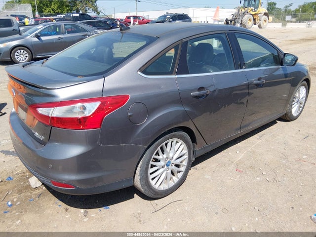 Продаж на аукціоні авто 2013 Ford Focus Titanium, vin: 1FADP3J22DL375705, номер лоту: 44953094