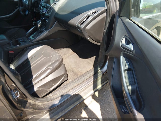 Продаж на аукціоні авто 2013 Ford Focus Titanium, vin: 1FADP3J22DL375705, номер лоту: 44953094