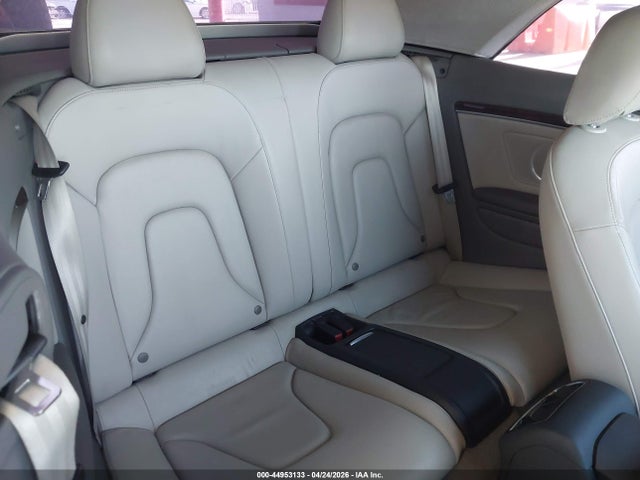 2011 Audi A5 2.0t Prestige მანქანა იყიდება აუქციონზე, vin: WAUTFAFH3BN016744, აუქციონის ნომერი: 44953133