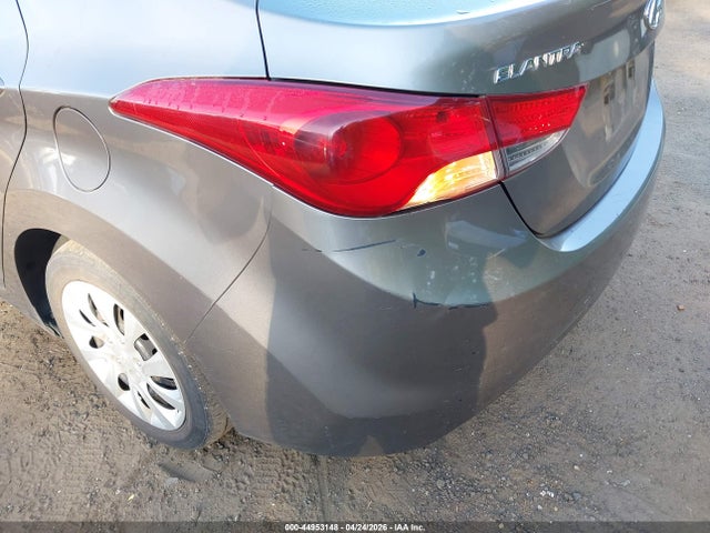 Продажа на аукционе авто 2013 Hyundai Elantra Gls/limited, vin: 5NPDH4AE8DH186150, номер лота: 44953148