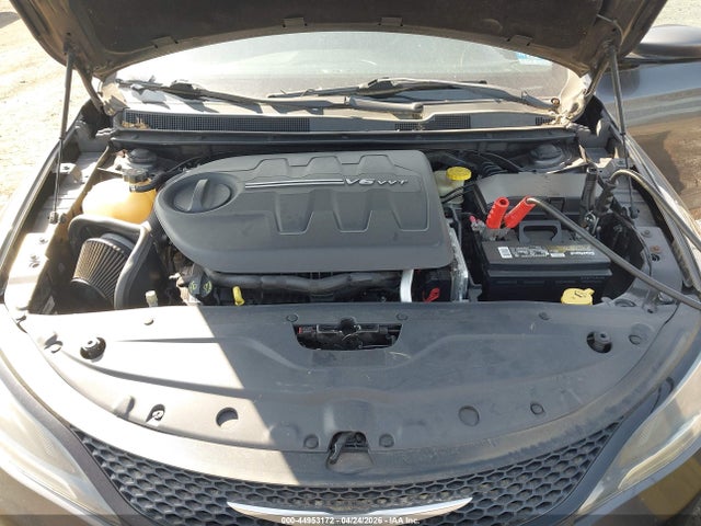 Aukcja sprzedaży 2015 Chrysler 200 S, vin: 1C3CCCDG4FN541131, numer aukcji: 44953172