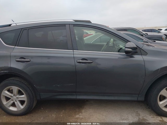 44953176 :رقم المزاد ، JTMWFREV8DD024577 vin ، 2013 Toyota Rav4 Xle مزاد بيع