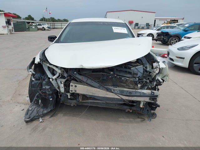 44953178 :رقم المزاد ، 1N4AL3AP0FC142824 vin ، 2015 Nissan Altima 2.5 Sv مزاد بيع