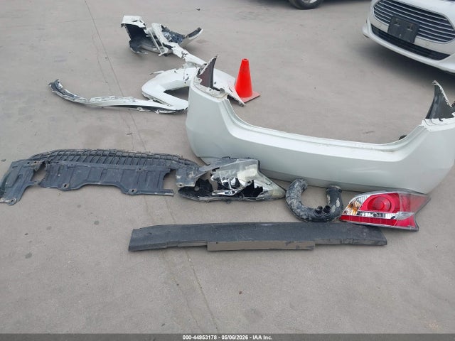 44953178 :رقم المزاد ، 1N4AL3AP0FC142824 vin ، 2015 Nissan Altima 2.5 Sv مزاد بيع