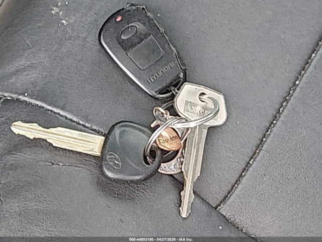 2003 Hyundai Elantra Gls/gt მანქანა იყიდება აუქციონზე, vin: KMHDN45DX3U698969, აუქციონის ნომერი: 44953190