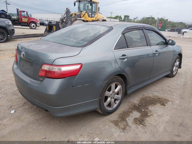 44953205 :رقم المزاد ، 4T1BE46K57U556071 vin ، 2007 Toyota Camry Se مزاد بيع