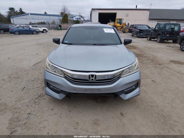 2017 Honda Accord Sport Se მანქანა იყიდება აუქციონზე, vin: 1HGCR2F17HA102515, აუქციონის ნომერი: 44953207