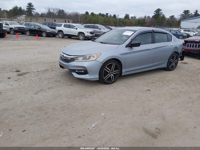 2017 Honda Accord Sport Se მანქანა იყიდება აუქციონზე, vin: 1HGCR2F17HA102515, აუქციონის ნომერი: 44953207
