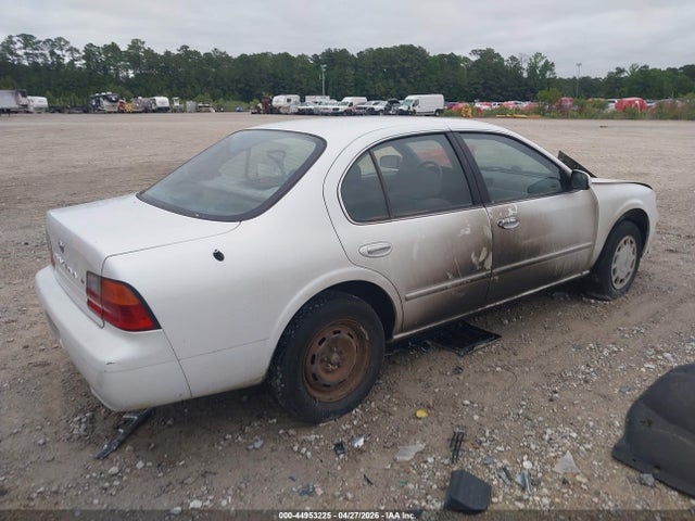 44953225 :رقم المزاد ، JN1CA21D1ST044987 vin ، 1995 Nissan Maxima Gle/gxe/se مزاد بيع
