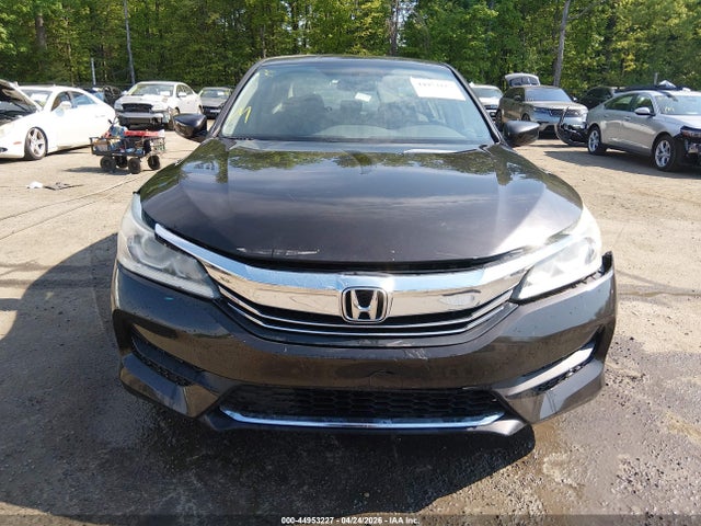 44953227 :رقم المزاد ، 1HGCR2F34HA100304 vin ، 2017 Honda Accord Lx مزاد بيع