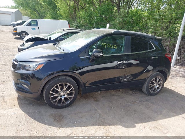 44953251 :رقم المزاد ، KL4CJ1SB6JB518161 vin ، 2018 Buick Encore Sport Touring مزاد بيع