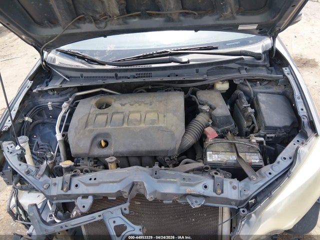 44953329 :رقم المزاد ، 5YFBURHE4FP262538 vin ، 2015 Toyota Corolla S Plus مزاد بيع