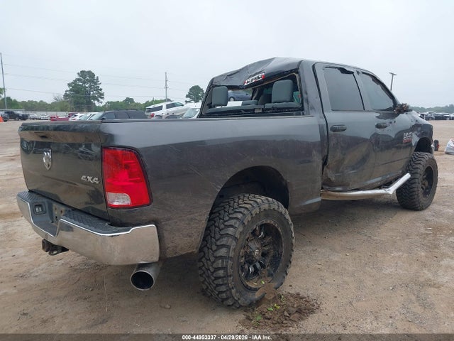 2018 Ram 2500 Tradesman  4x4 6'4 Box მანქანა იყიდება აუქციონზე, vin: 3C6UR5CLXJG416474, აუქციონის ნომერი: 44953337