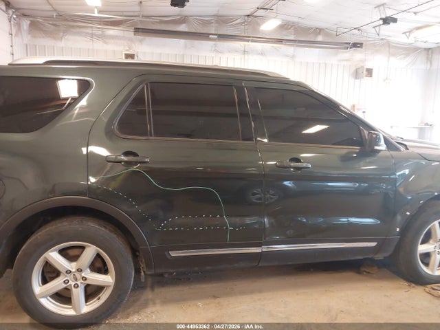 44953362 :رقم المزاد ، 1FM5K8D86GGA52888 vin ، 2016 Ford Explorer Xlt مزاد بيع