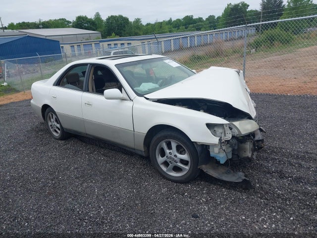 2001 Lexus Es 300 მანქანა იყიდება აუქციონზე, vin: JT8BF28G710331808, აუქციონის ნომერი: 44953399