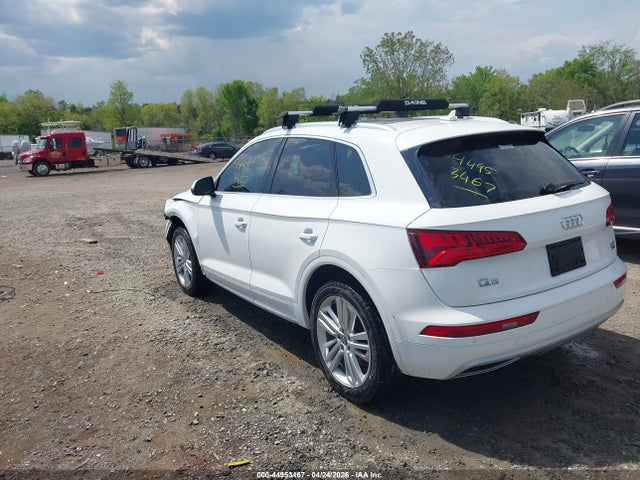 44953467 :رقم المزاد ، WA1CNAFYXJ2202717 vin ، 2018 Audi Q5 2.0t Premium/2.0t Tech Premium مزاد بيع