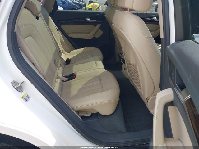 44953467 :رقم المزاد ، WA1CNAFYXJ2202717 vin ، 2018 Audi Q5 2.0t Premium/2.0t Tech Premium مزاد بيع