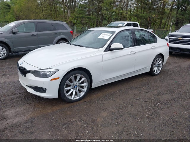 2015 Bmw 320i Xdrive მანქანა იყიდება აუქციონზე, vin: WBA3C3G59FNT51649, აუქციონის ნომერი: 44953556
