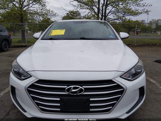 Продажа на аукционе авто 2018 Hyundai Elantra Sel, vin: 5NPD84LF9JH386360, номер лота: 44953569
