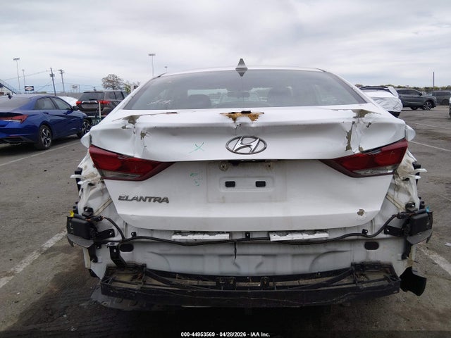 Продажа на аукционе авто 2018 Hyundai Elantra Sel, vin: 5NPD84LF9JH386360, номер лота: 44953569