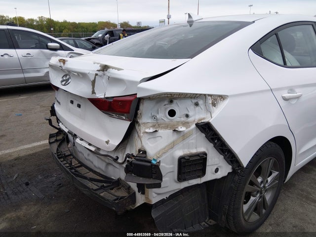 Продажа на аукционе авто 2018 Hyundai Elantra Sel, vin: 5NPD84LF9JH386360, номер лота: 44953569