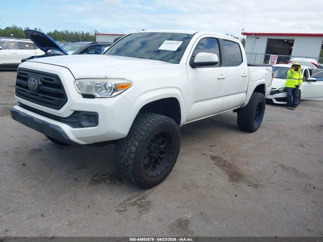 44953579 :رقم المزاد ، 5TFAX5GN5JX131805 vin ، 2018 Toyota Tacoma Sr مزاد بيع